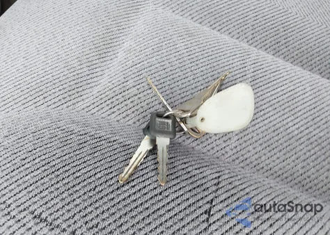 1998 Chevrolet C1500 Fleetside из США, поврежденный, VIN 2GCEC19R2W1108282